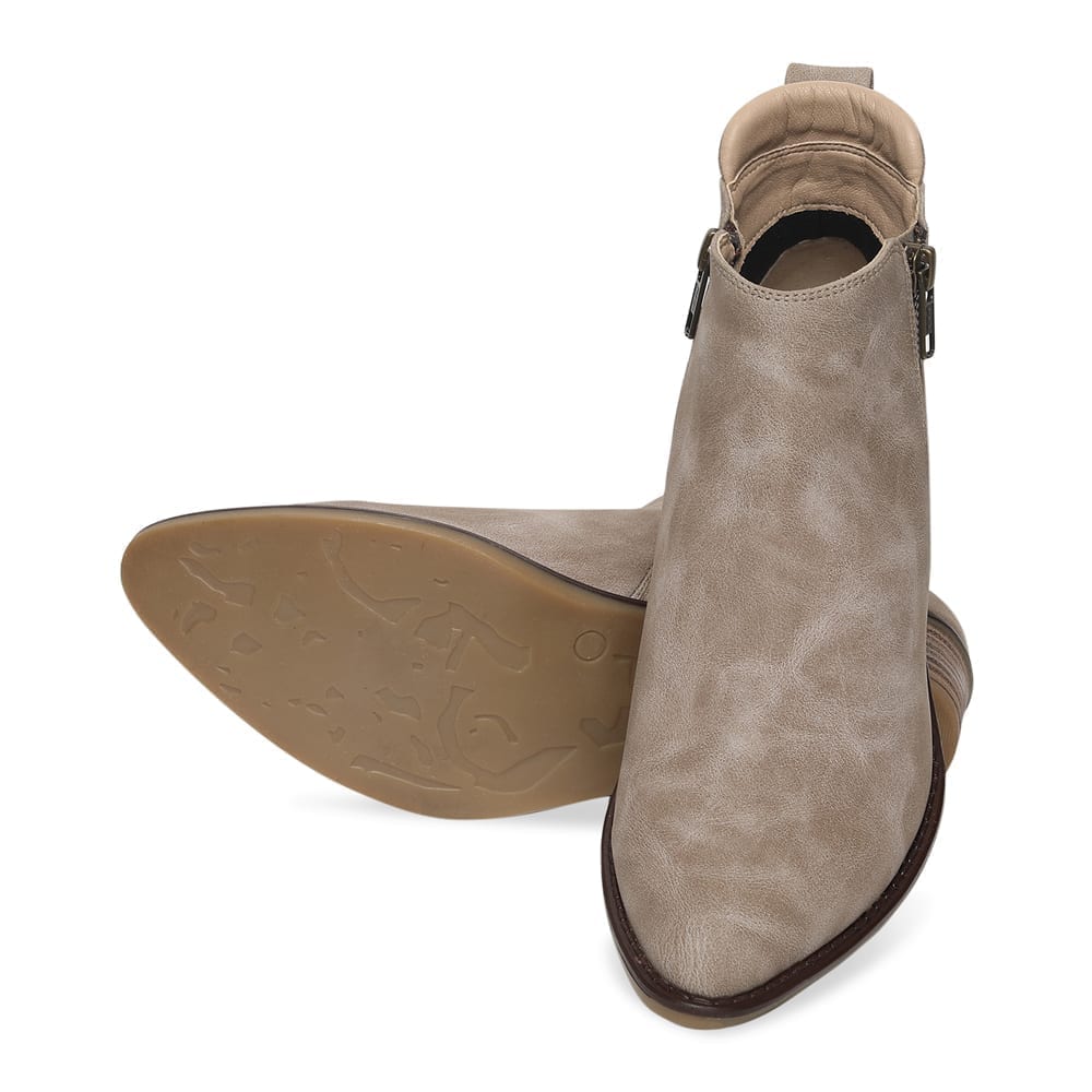 Lite Brown Comfort Slip On Boots